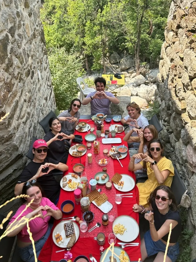 Un repas partagé au cœur du domaine